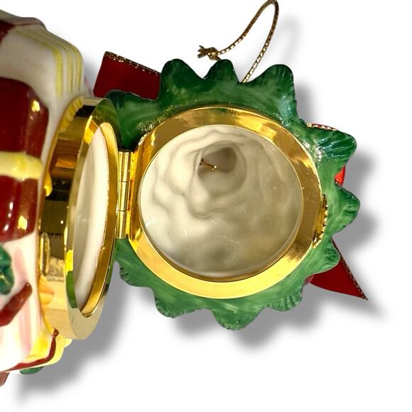 VTG Spode Porcelain Christmas Tree Hinged Trinket Box Ornament Collectible 3” - Picture 10 of 13